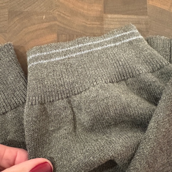 Tommy Bahama Charcoal  Gray Quarter-Zip Sweatshirt - Picture 5 of 6